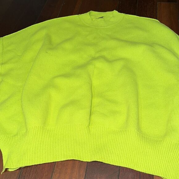 Free People Chunky Knit Florescent Green Sweater - Picture 2 of 4